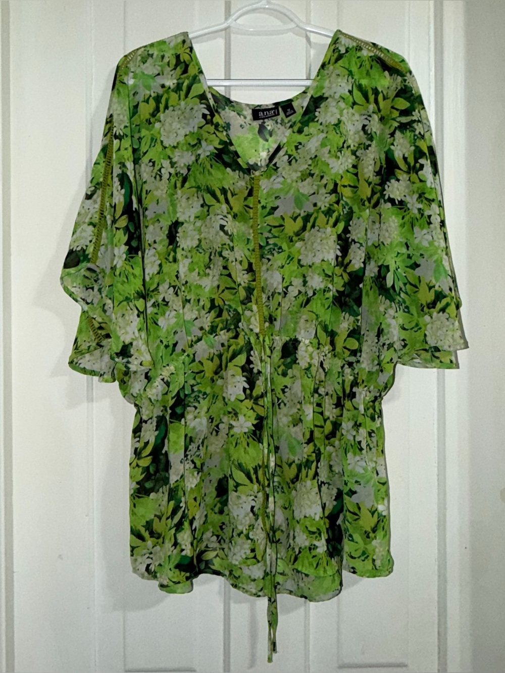Women’s 1X XL shirt top blouse a.n.a Green Floral Blouse